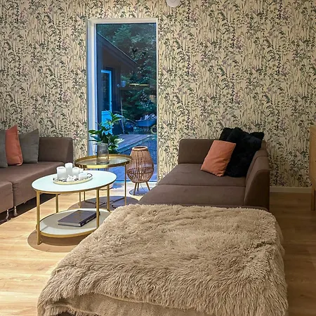 بيت للعطل Container House With Terrace Near Marielyst *