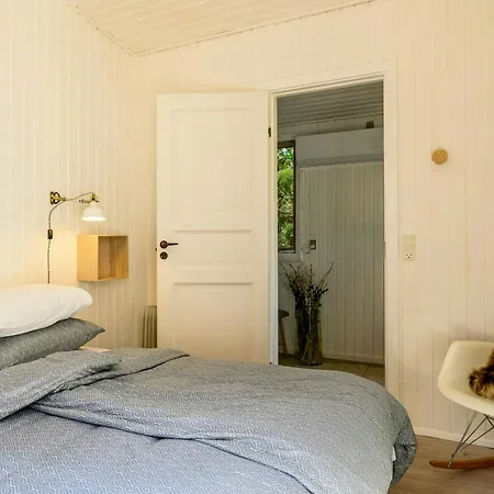 بيت للعطل Container House With Terrace Near Marielyst *