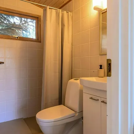 بيت للعطل Container House With Terrace Near Marielyst